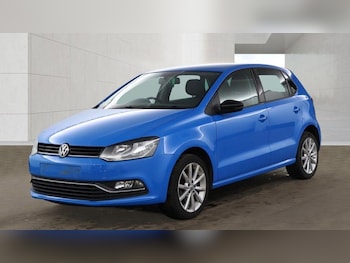 Used Volkswagen Polo 2015 for sale - 78792590: Photo