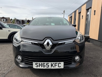 Used Renault Clio 2015 for sale - 79538112: Photo