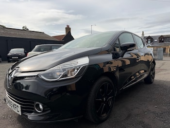 Used Renault Clio 2015 for sale - 79538112: Photo
