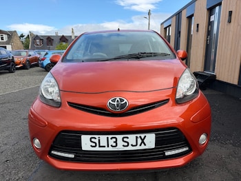 Used Toyota AYGO 2013 for sale - 79295752: Photo