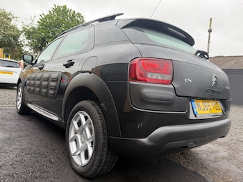 Used Citroen C4 Cactus 2015 for sale - 78749902: Photo