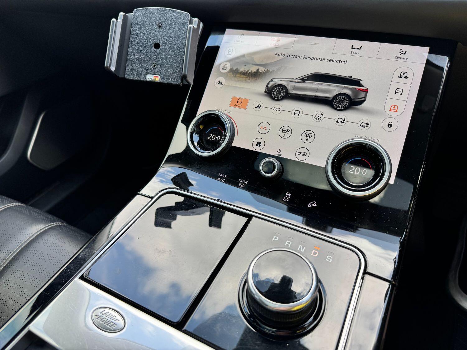 Used Land Rover Range Rover Velar 2017 for sale - 76237268: Photo 22