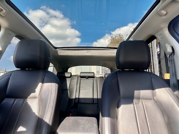 Used Land Rover Discovery Sport 2018 for sale - 75667816: Photo 2