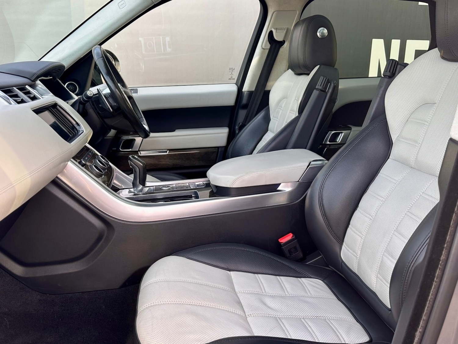 Used Land Rover Range Rover Sport 2015 for sale - 76741248: Photo 18