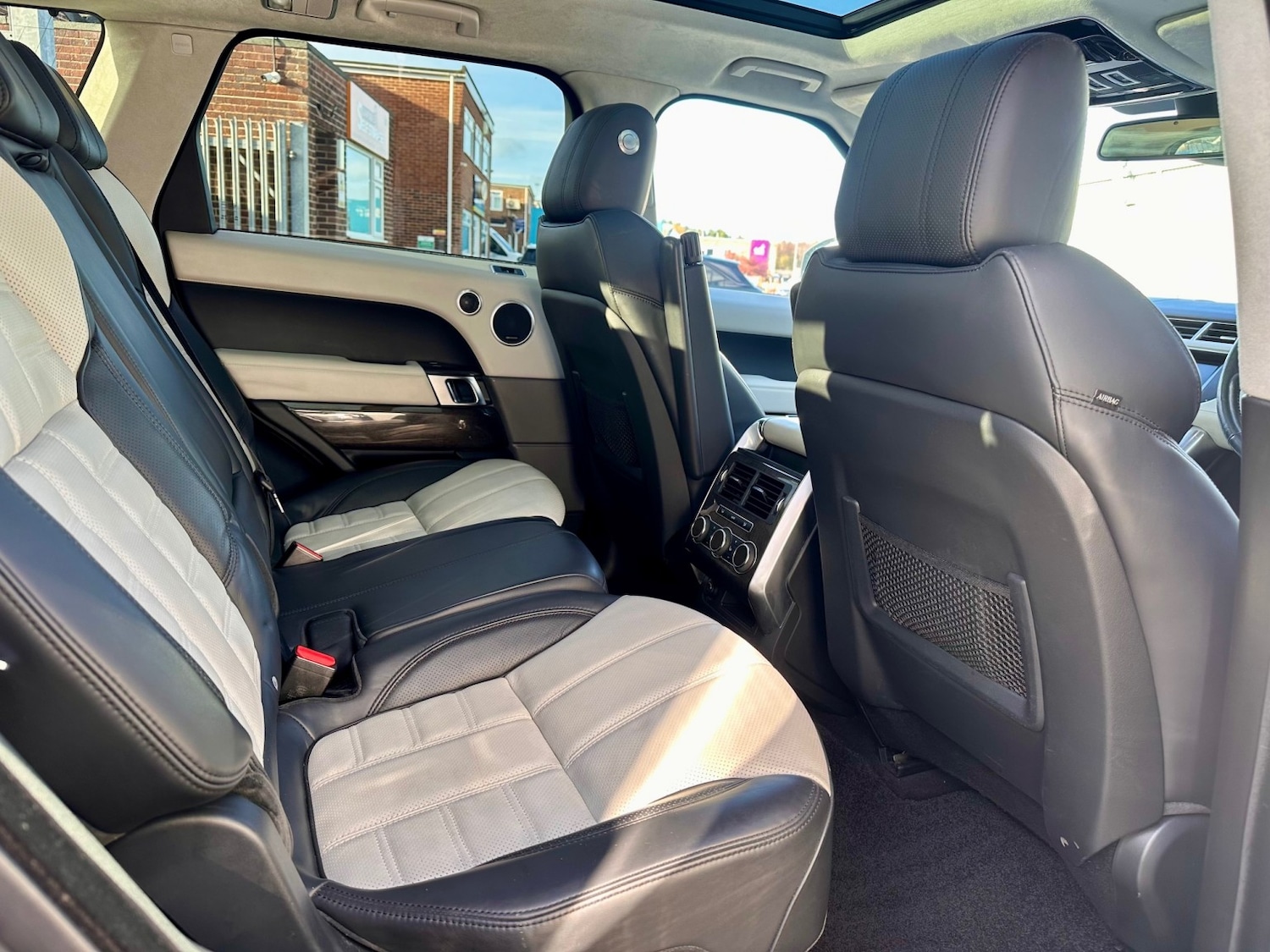 Used Land Rover Range Rover Sport 2015 for sale - 76741248: Photo 21