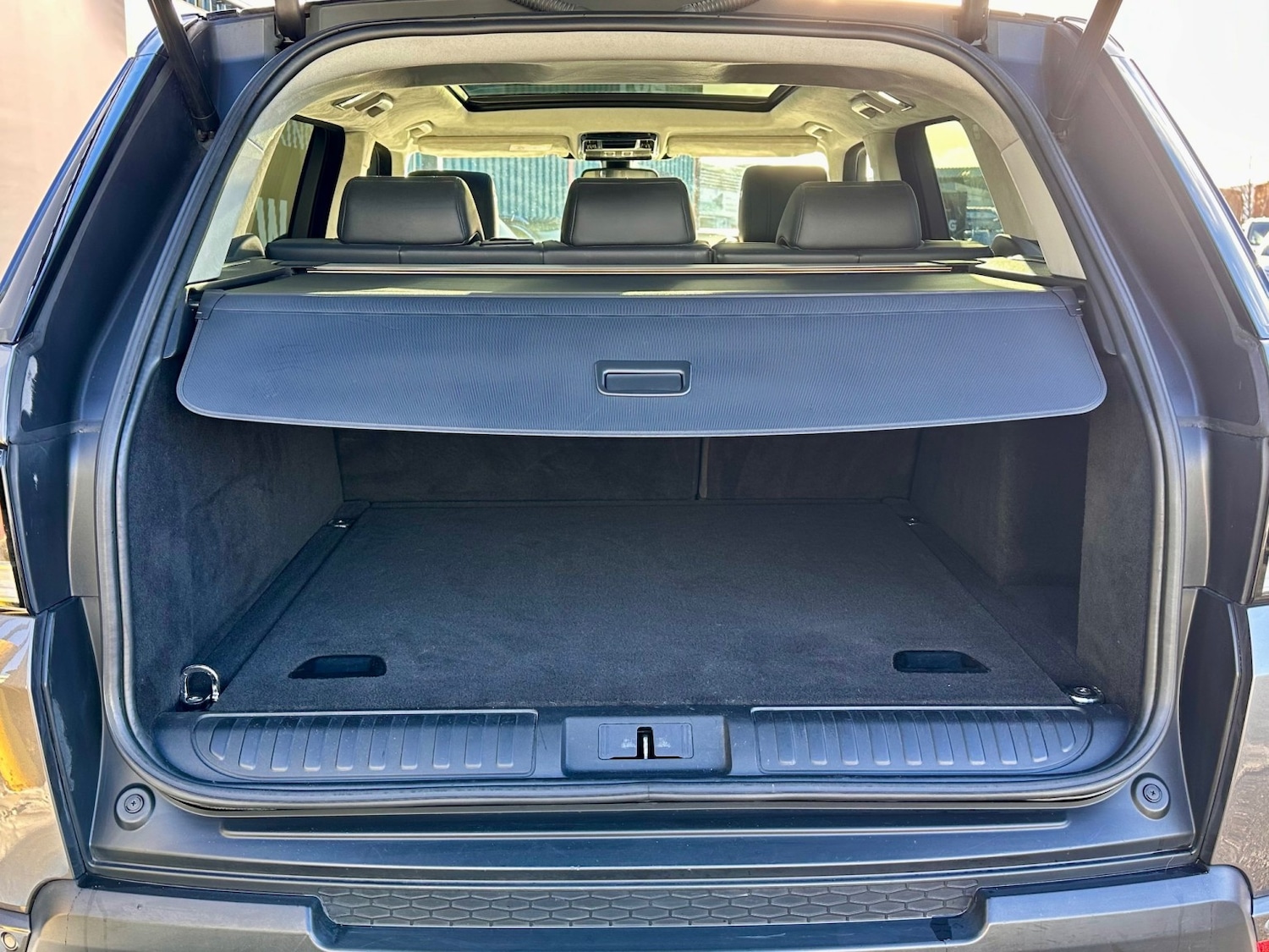 Used Land Rover Range Rover Sport 2015 for sale - 76741248: Photo 32