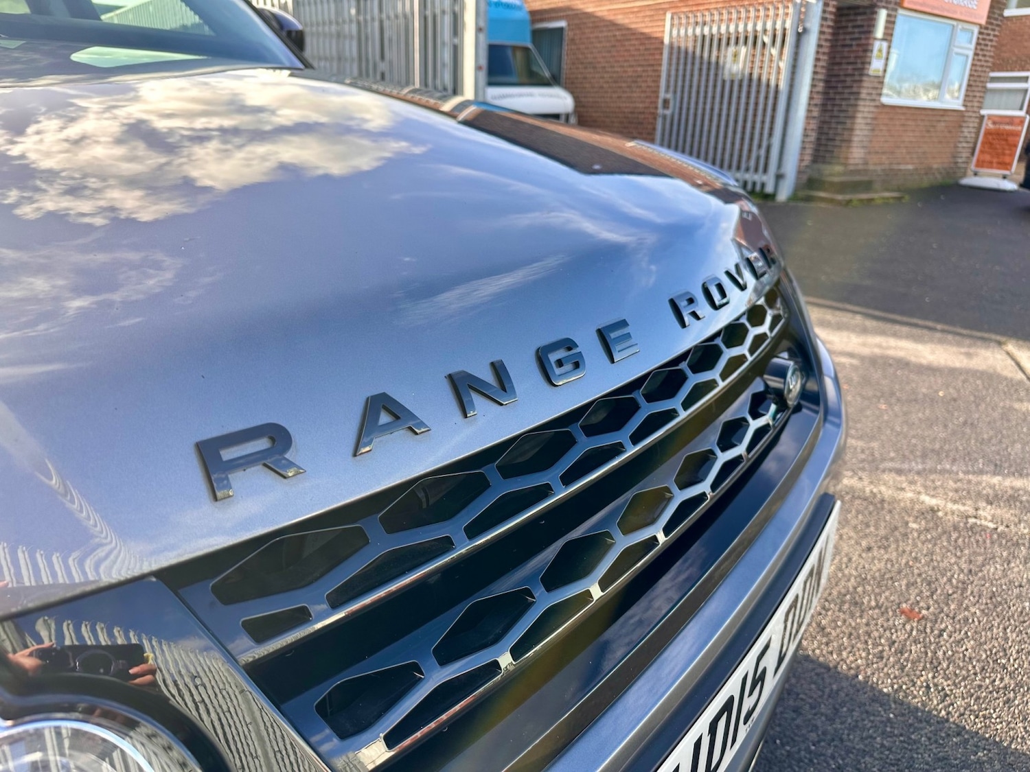 Used Land Rover Range Rover Sport 2015 for sale - 76741248: Photo 4