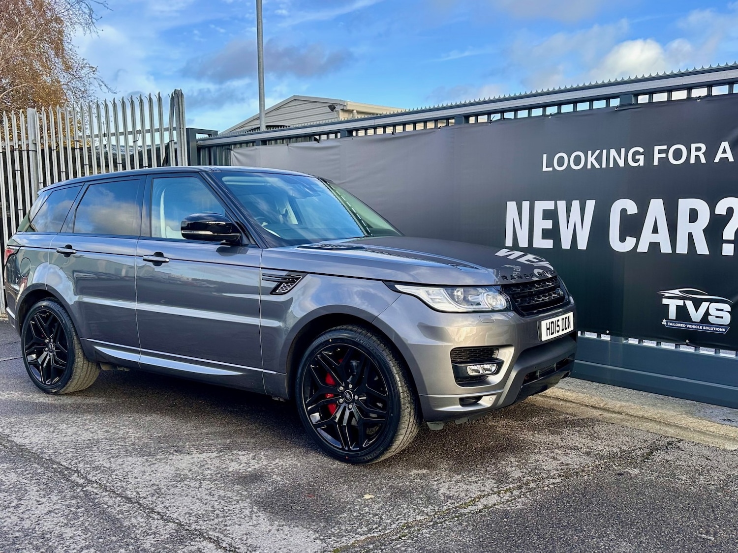 Used Land Rover Range Rover Sport 2015 for sale - 76741248: Photo 8