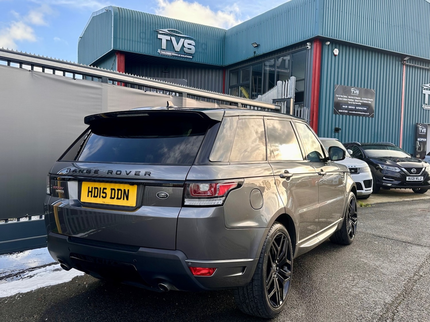 Used Land Rover Range Rover Sport 2015 for sale - 76741248: Photo 9