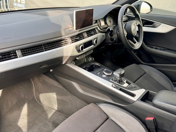 Used Audi A4 Avant 2017 for sale - 75664624: Photo 28