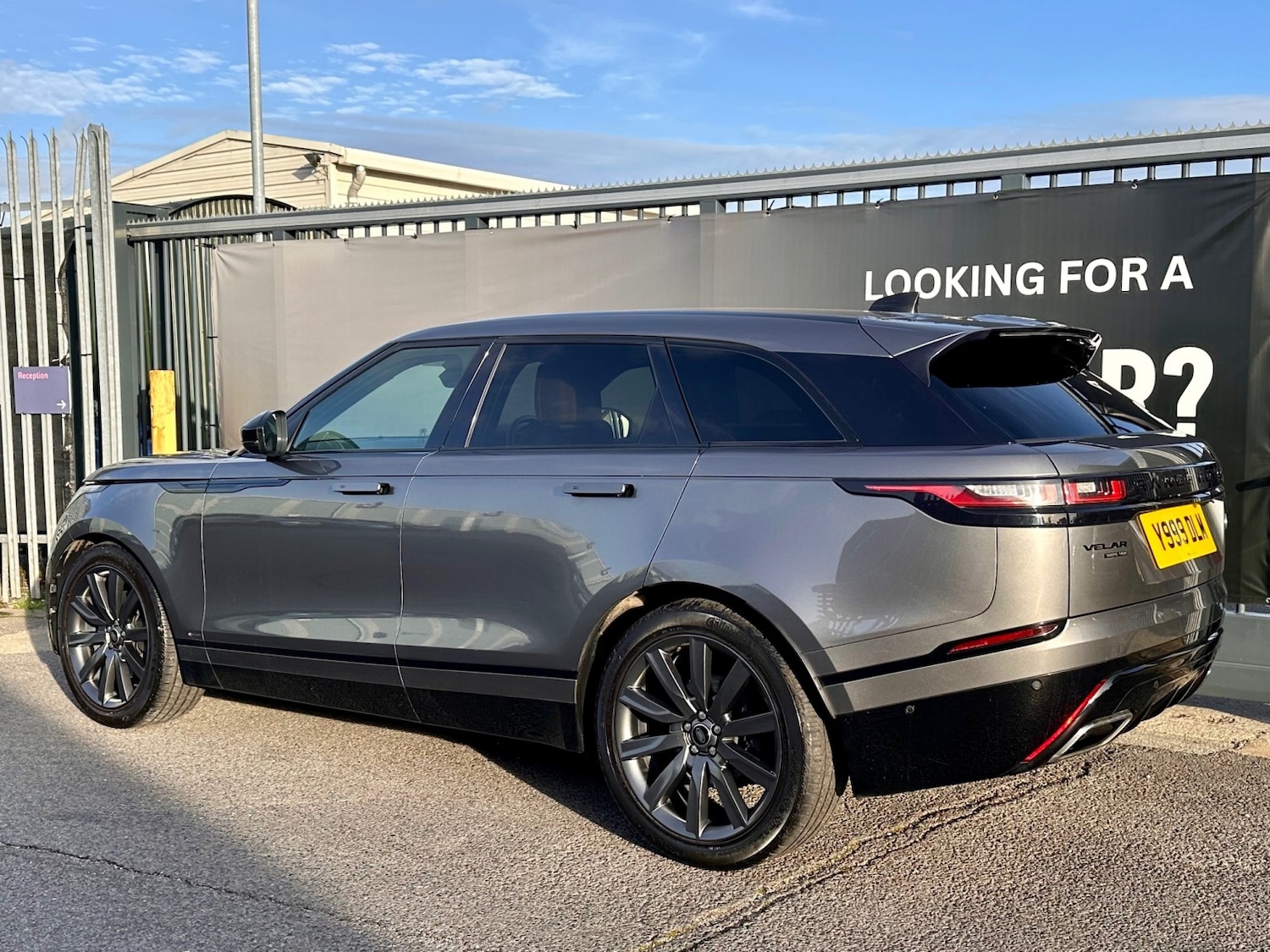 Used Land Rover Range Rover Velar 2018 for sale - 76387330: Photo 11