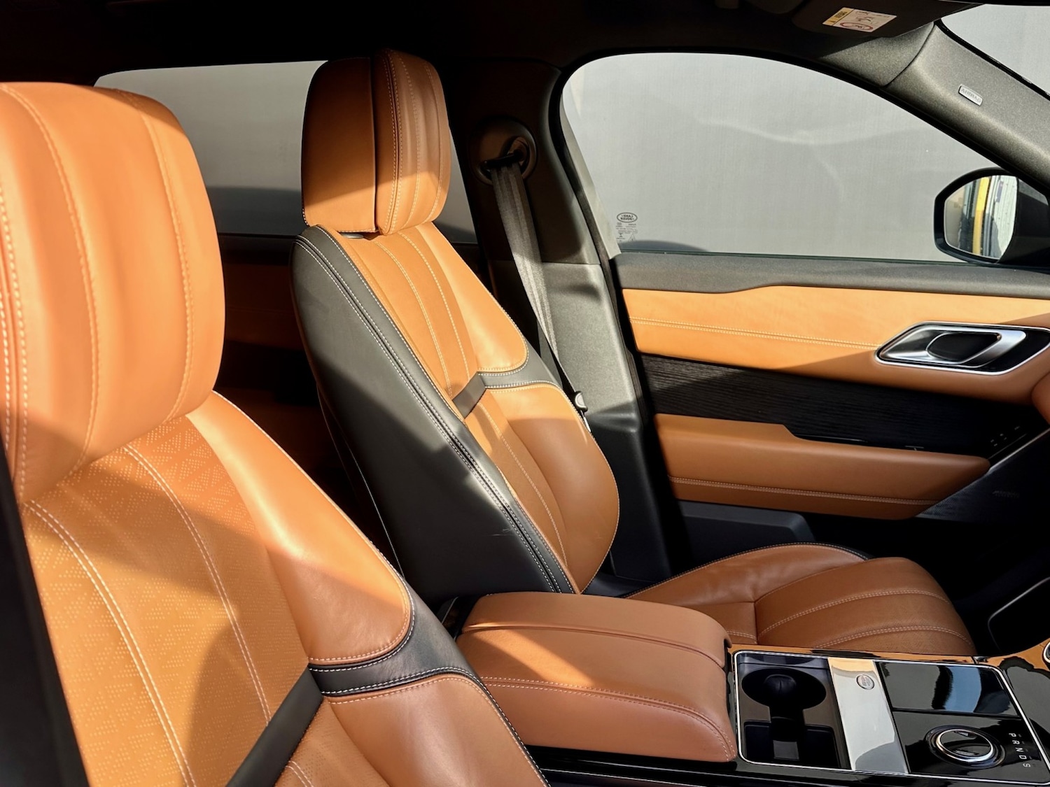 Used Land Rover Range Rover Velar 2018 for sale - 76387330: Photo 15