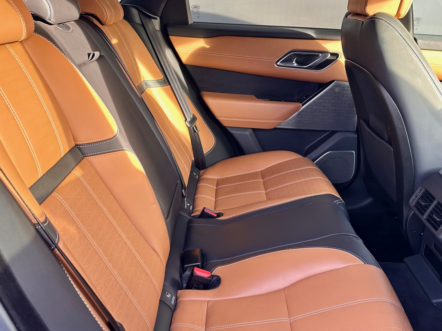 Used Land Rover Range Rover Velar 2018 for sale - 76387330: Photo 16