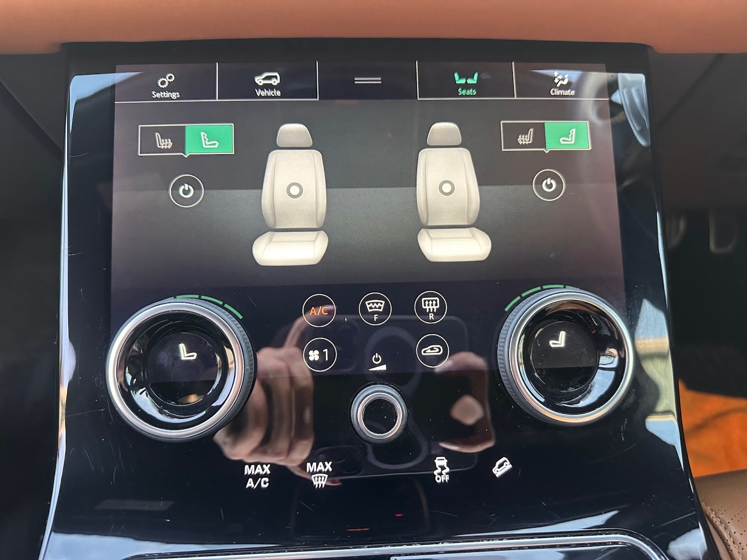 Used Land Rover Range Rover Velar 2018 for sale - 76387330: Photo 18