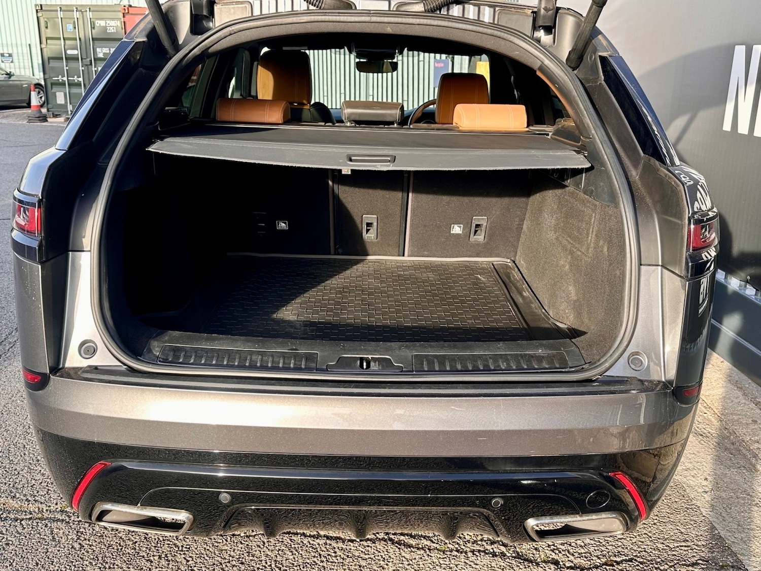 Used Land Rover Range Rover Velar 2018 for sale - 76387330: Photo 26