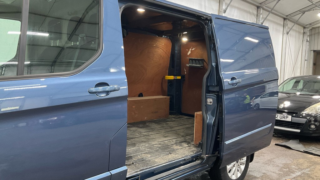 Used Ford Transit Custom 2021 for sale - 76974332: Photo 14