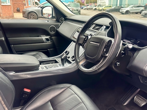 Used Land Rover Range Rover Sport 2018 for sale - 76281381: Photo 13