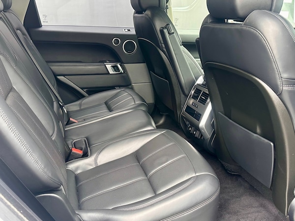 Used Land Rover Range Rover Sport 2018 for sale - 76281381: Photo 16