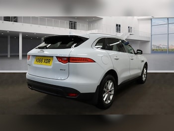 Used Jaguar F-Pace 2016 for sale - 75517863: Photo