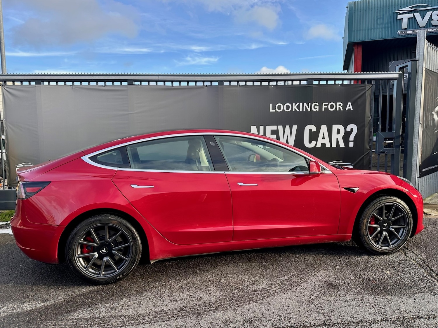 Used Tesla Model 3 2019 for sale - 76793686: Photo 6