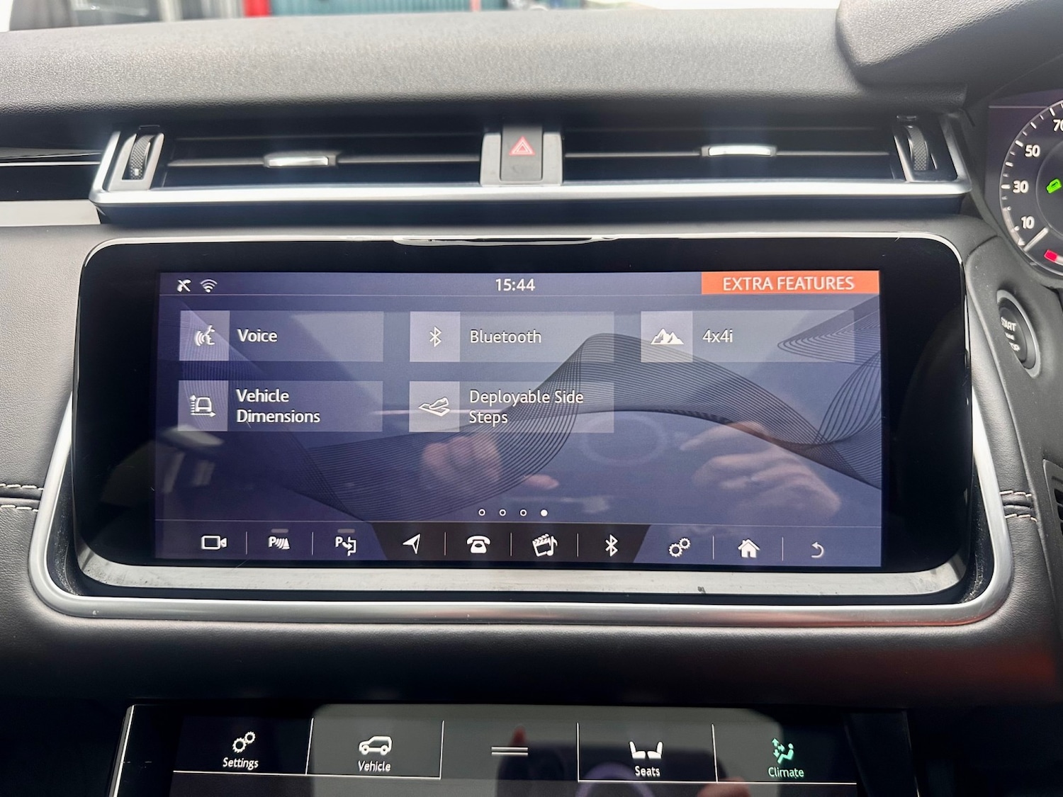 Used Land Rover Range Rover Velar 2017 for sale - 75913255: Photo 28