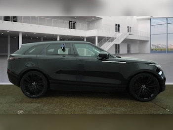 Used Land Rover Range Rover Velar 2017 for sale - 75913255: Photo