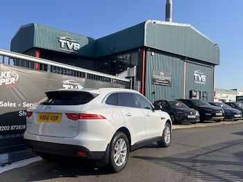 Used Jaguar F-Pace 2016 for sale - 75626918: Photo