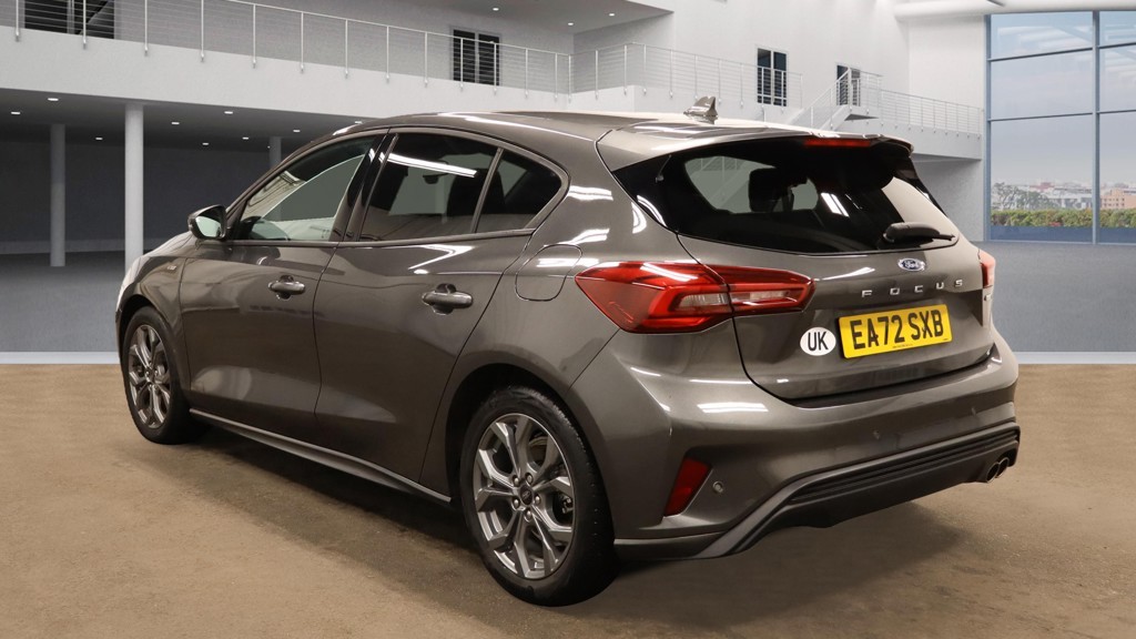 Used Ford Focus 2023 for sale - 76712482: Photo 3