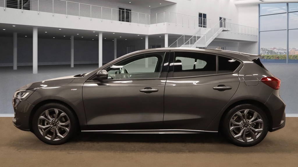 Used Ford Focus 2023 for sale - 76712482: Photo 6