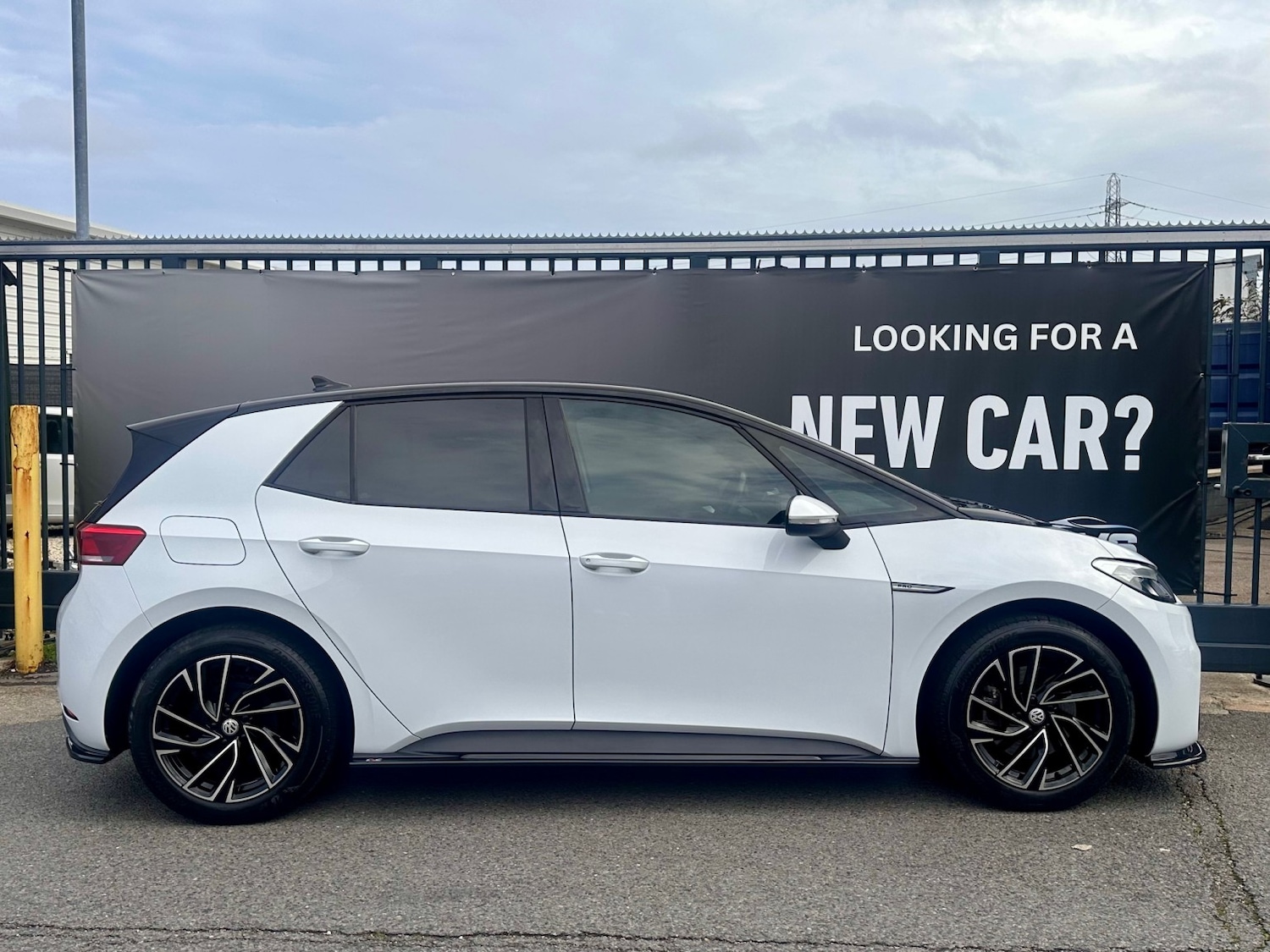 Used Volkswagen ID.3 2021 for sale - 76471173: Photo 3