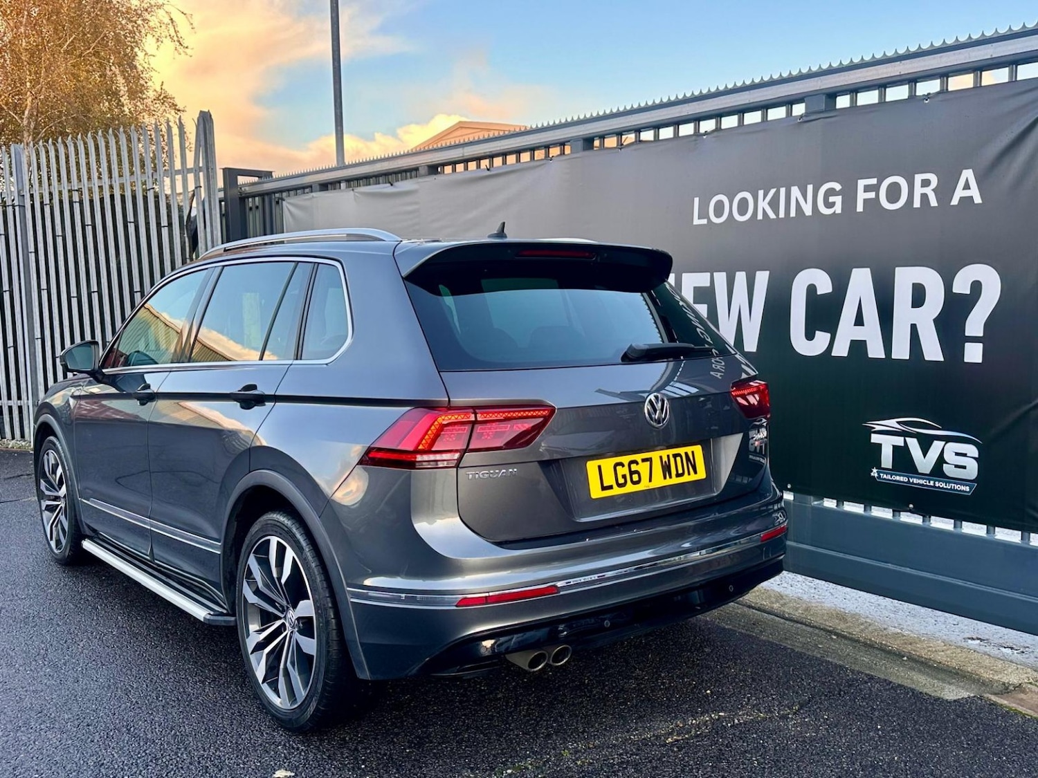 Used Volkswagen Tiguan 2017 for sale - 76536800: Photo 10