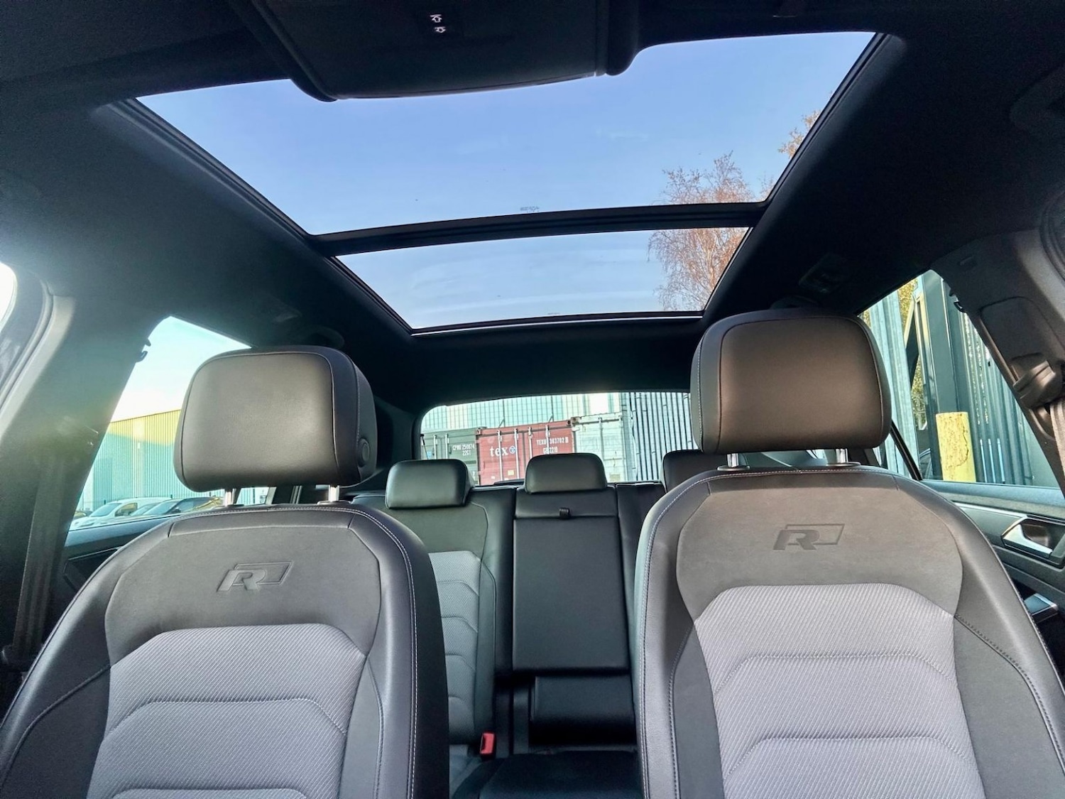 Used Volkswagen Tiguan 2017 for sale - 76536800: Photo 17