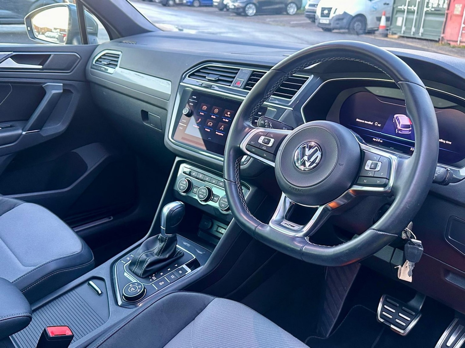 Used Volkswagen Tiguan 2017 for sale - 76536800: Photo 18