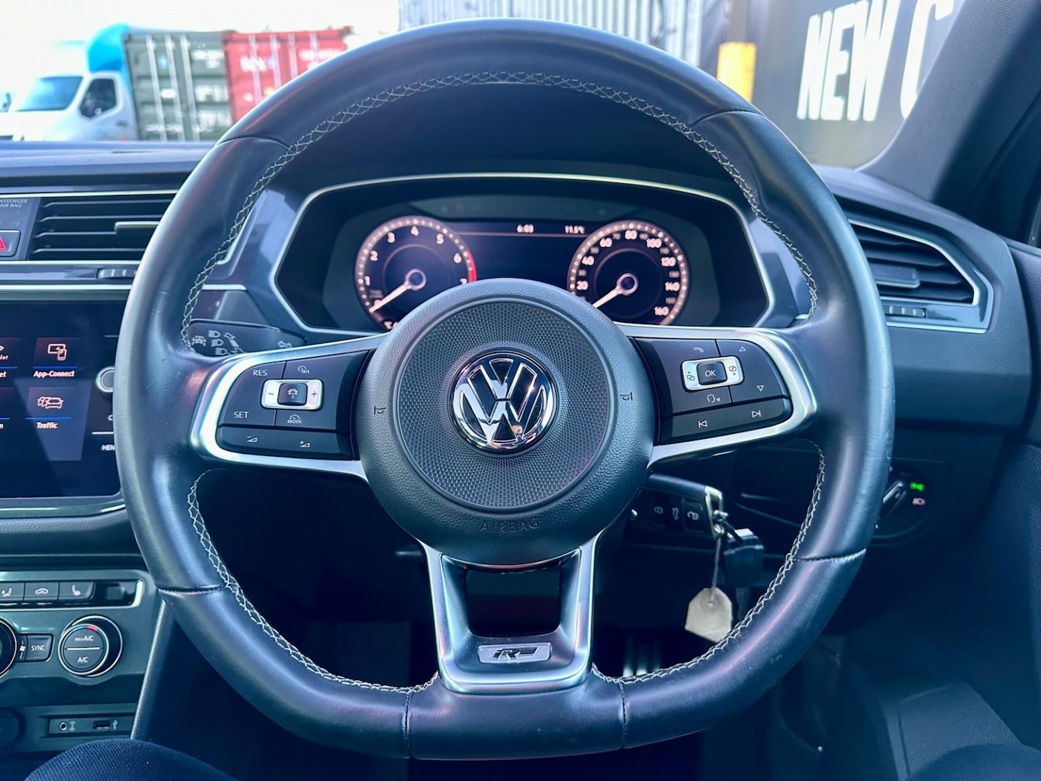 Used Volkswagen Tiguan 2017 for sale - 76536800: Photo 19