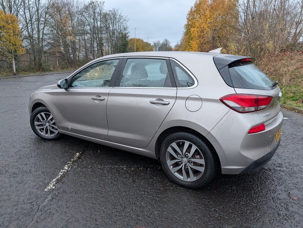 Used Hyundai i30 2018 for sale - 76642829: Photo 10