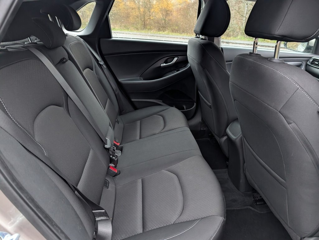 Used Hyundai i30 2018 for sale - 76642829: Photo 14