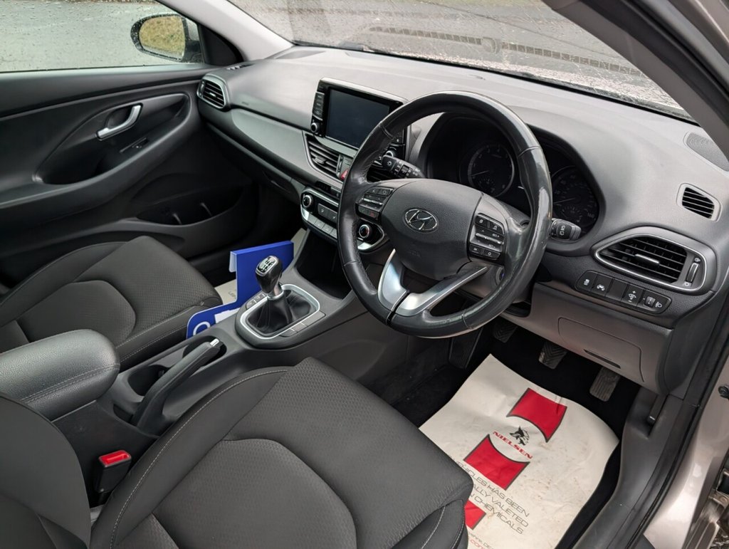 Used Hyundai i30 2018 for sale - 76642829: Photo 17