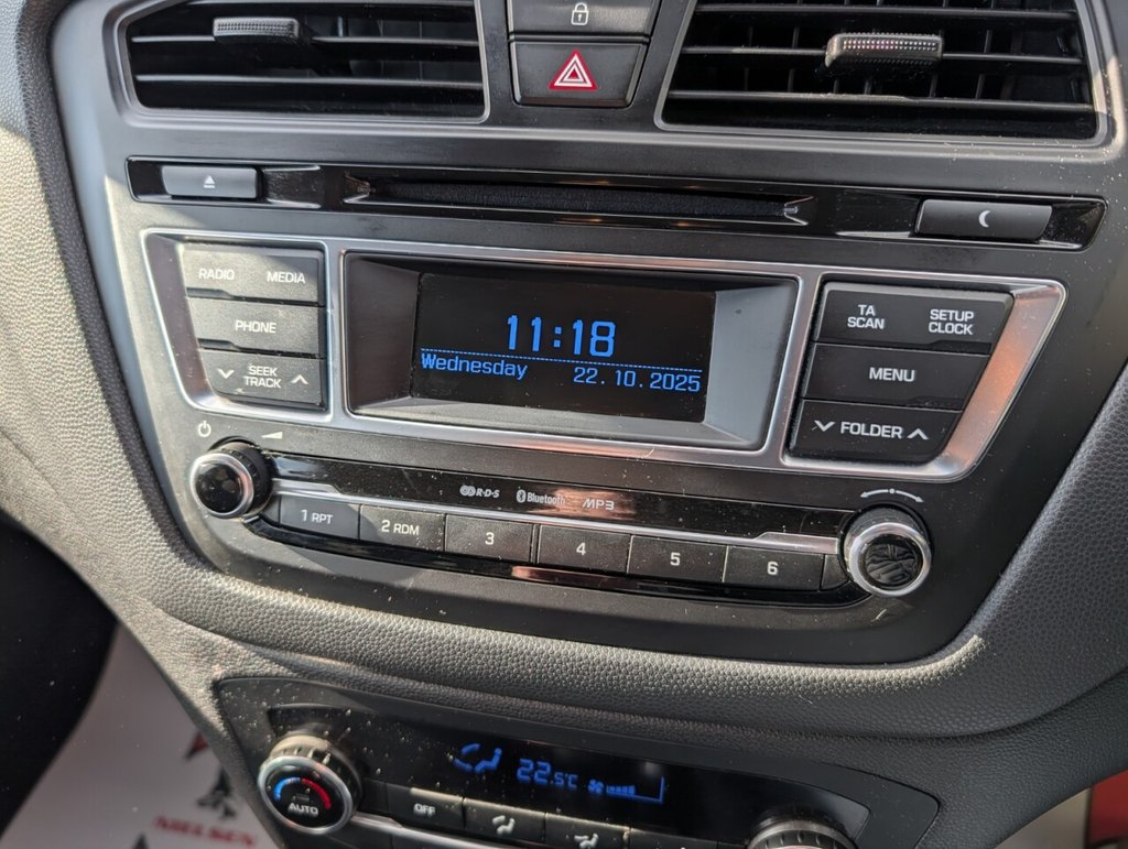 Used Hyundai i20 2017 for sale - 76323661: Photo 20