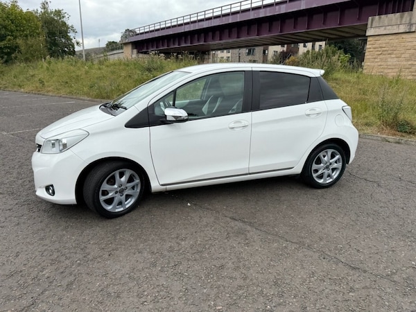 Used Toyota Yaris 2013 for sale - 75596921: Photo 12