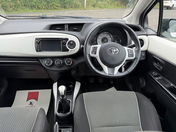 Used Toyota Yaris 2013 for sale - 75596921: Photo 16
