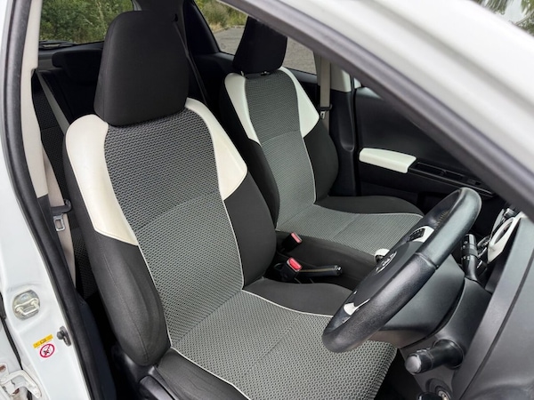 Used Toyota Yaris 2013 for sale - 75596921: Photo 17