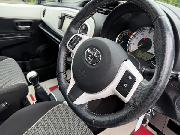 Used Toyota Yaris 2013 for sale - 75596921: Photo 20