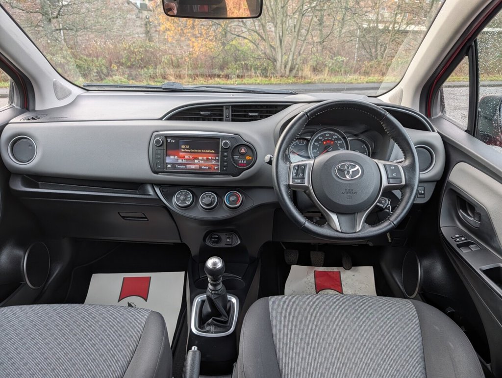 Used Toyota Yaris 2015 for sale - 76841505: Photo 15