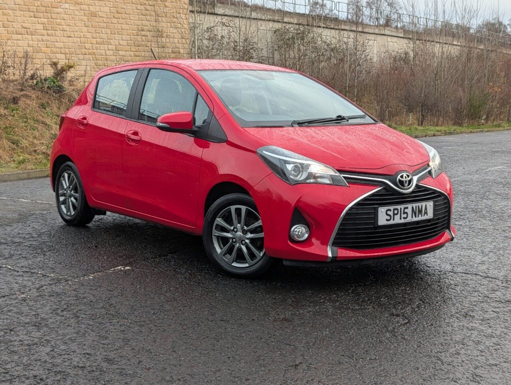 Used Toyota Yaris 2015 for sale - 76841505: Photo 2
