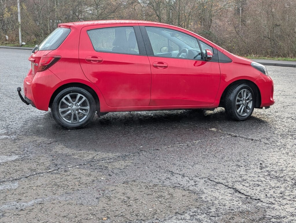 Used Toyota Yaris 2015 for sale - 76841505: Photo 6