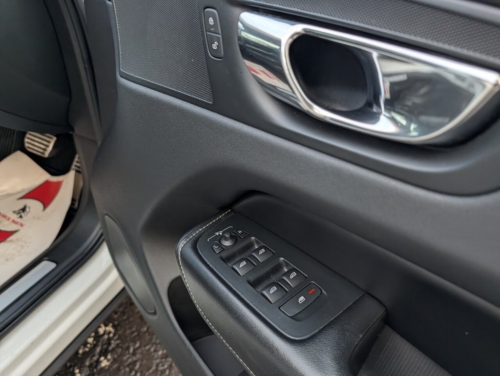 Used Volvo XC60 2018 for sale - 77121498: Photo 18