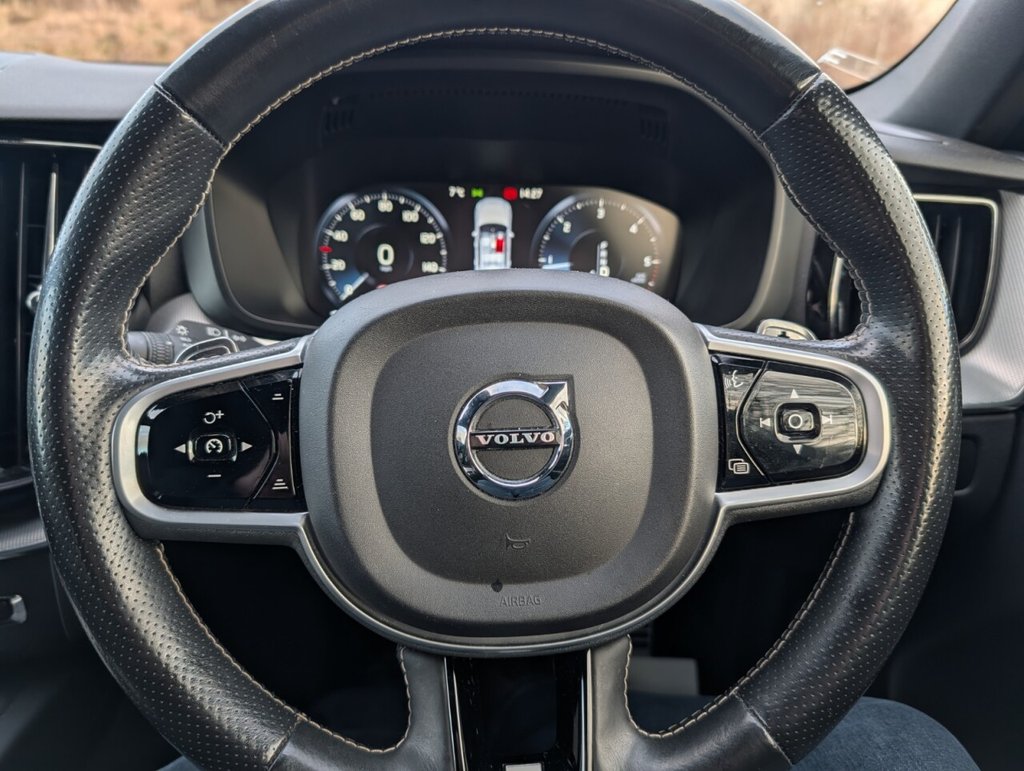 Used Volvo XC60 2018 for sale - 77121498: Photo 25