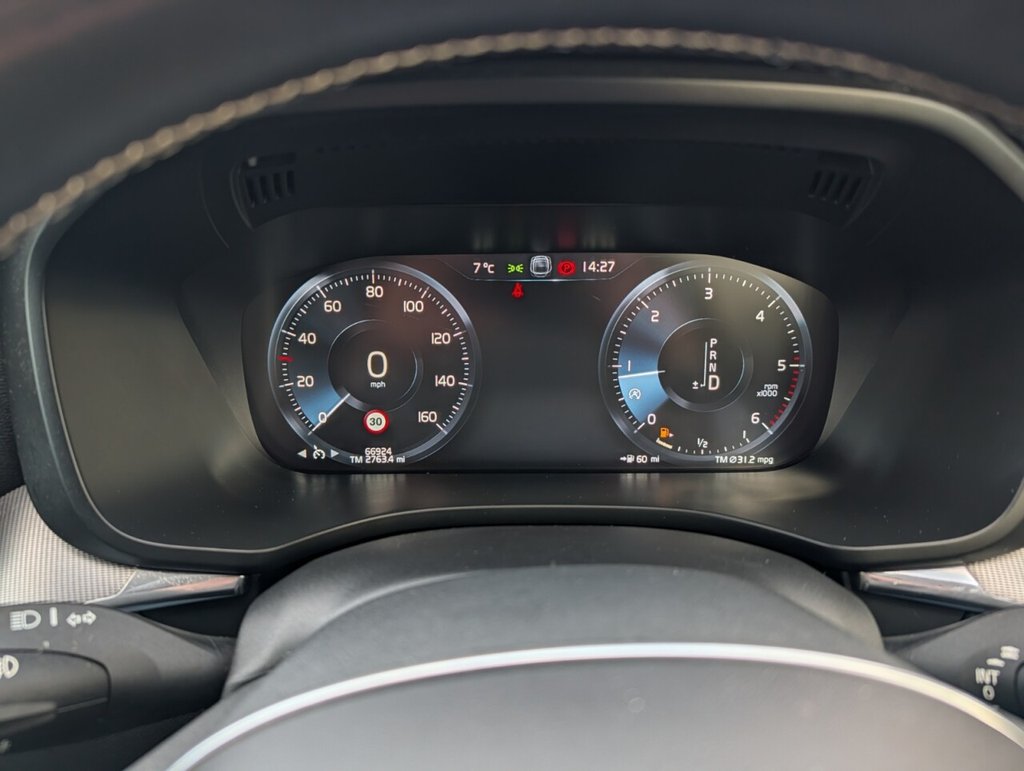 Used Volvo XC60 2018 for sale - 77121498: Photo 26