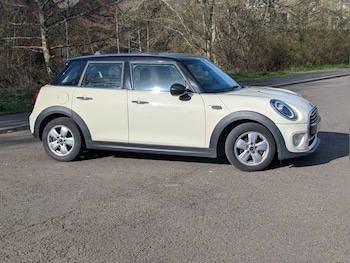 Used MINI Hatch 2019 for sale - 78082760: Photo