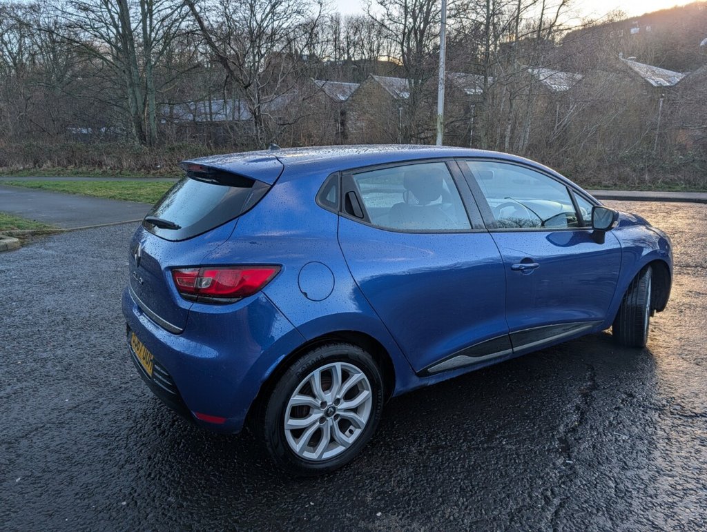 Used Renault Clio 2017 for sale - 76973286: Photo 5